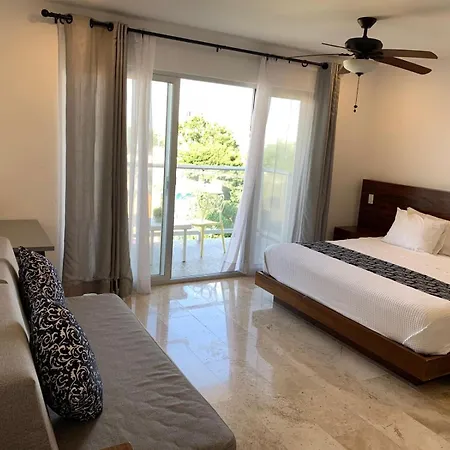 Kuyaan Apartment